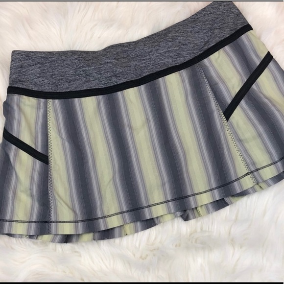 Brand New✨Rare Lululemon Reflection Skirt (size 4) - Picture 2 of 3